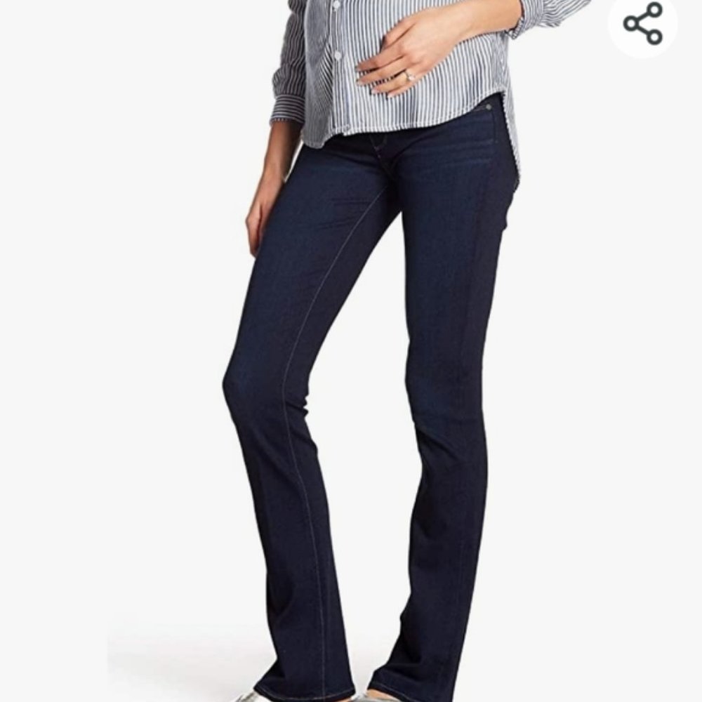 🌟Host Pick🌟 Never Worn: PAIGE Manhattan Bootcut Jeans dark wash and classic - Picture 2 of 15